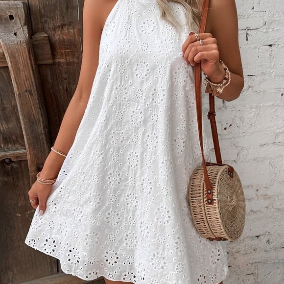 Boho White Women's Eyelet Halter Neck Tunic with Embroidery & Keyhole Back - Picture 3 of 6